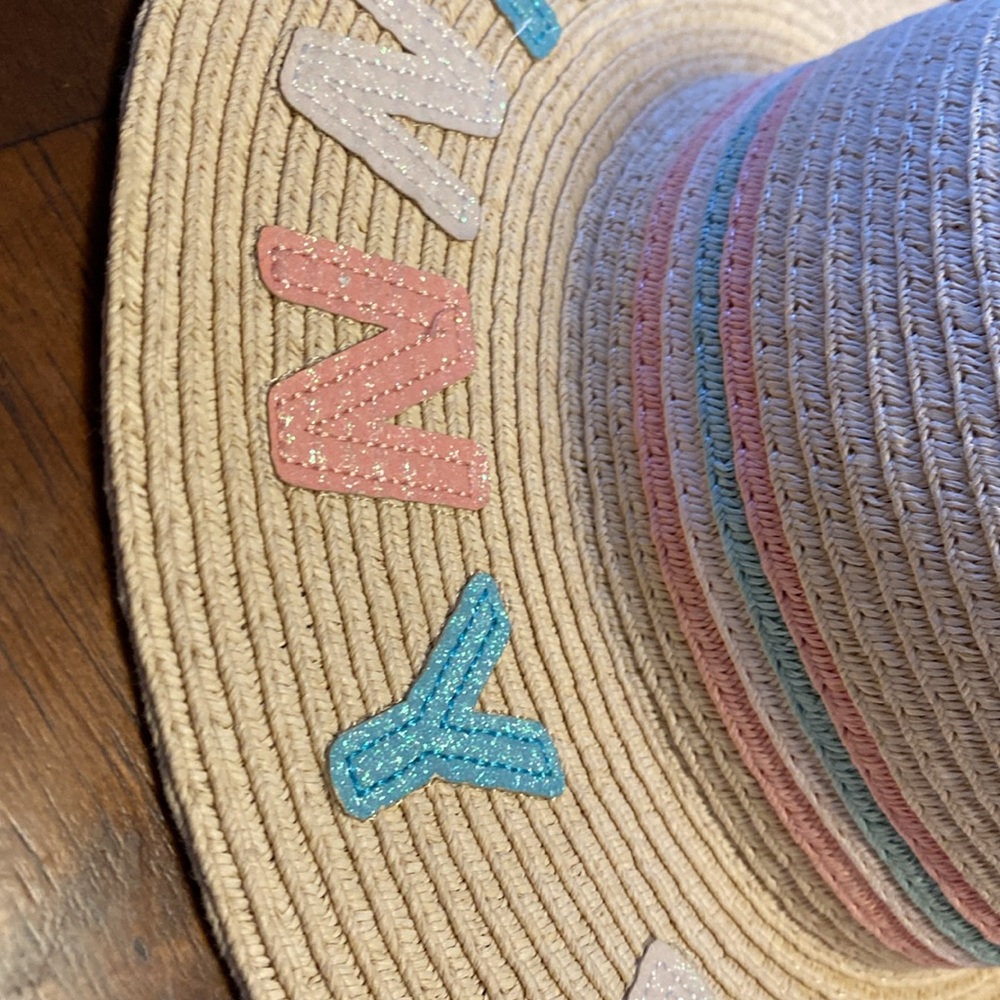 🌈 2/$15 Kids Straw Hat - Picture 4 of 4